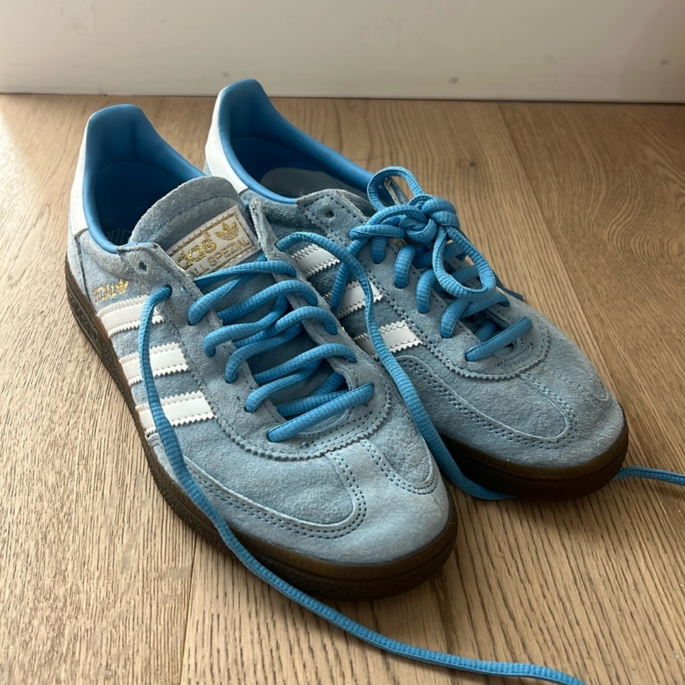 Light blue suede Adidas Handball Spezial Size 5M